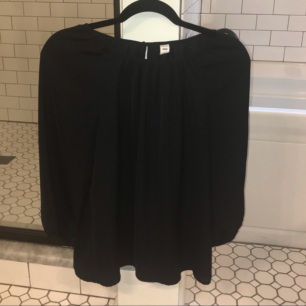 Black shirt